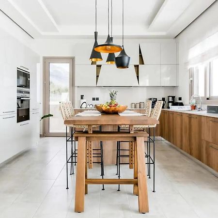 Etherealvilla-Family Villa With Pool Lourdata  Bagian luar foto