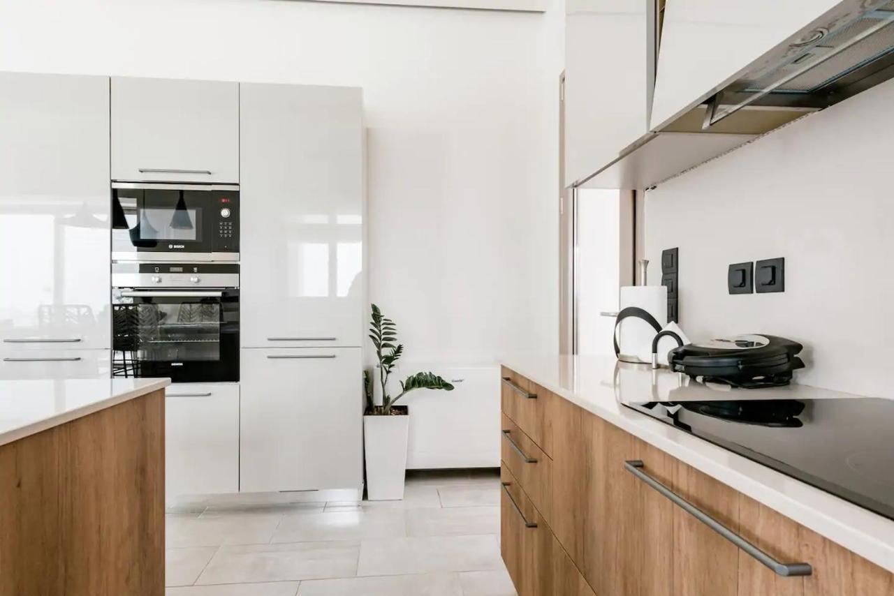 Etherealvilla-Family Villa With Pool Lourdata  Bagian luar foto