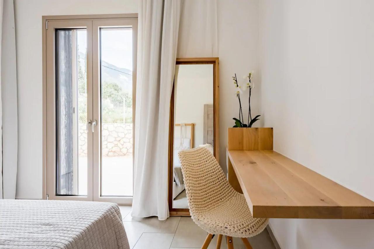 Etherealvilla-Family Villa With Pool Lourdata  Bagian luar foto