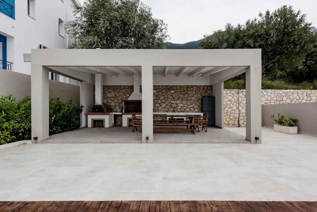Etherealvilla-Family Villa With Pool Lourdata  Bagian luar foto