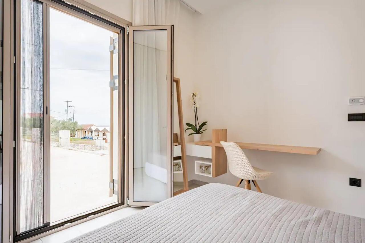 Etherealvilla-Family Villa With Pool Lourdata  Bagian luar foto